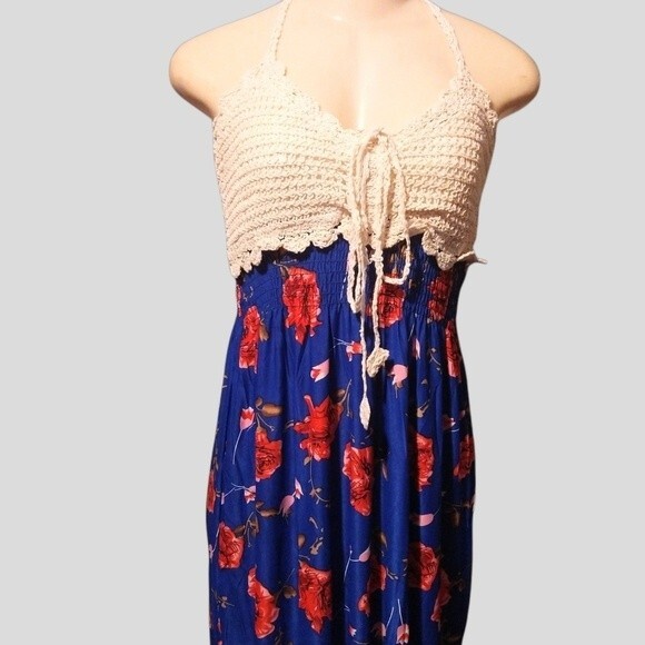 Navy Blue/Pink floral Knit Vacation Dress - Picture 2 of 8